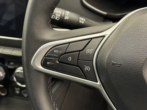 LV21OVC Renault Zoe 100kW i GT Line R135 50kWh Rapid Charge 5dr Auto Thumbnail #22