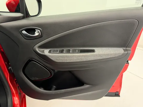 LV21OVC Renault Zoe 100kW i GT Line R135 50kWh Rapid Charge 5dr Auto Thumbnail #23