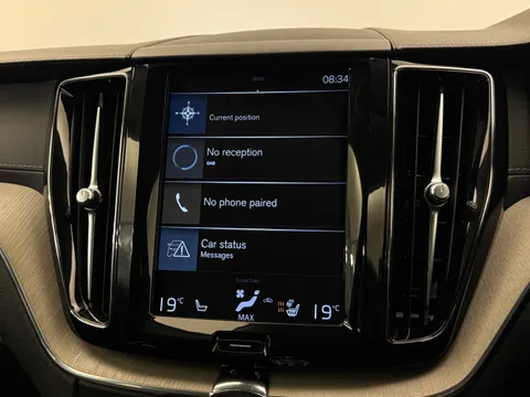 KV70LZE Volvo XC60 2.0 B5D Inscription Pro 5dr AWD Geartronic Thumbnail #16