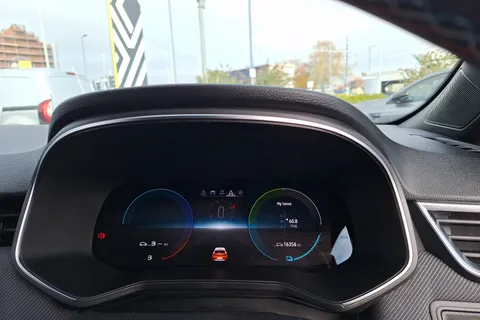 BG73CVR Renault Clio 1.6 E-TECH full hybrid 145 Esprit Alpine 5dr Auto Thumbnail #12