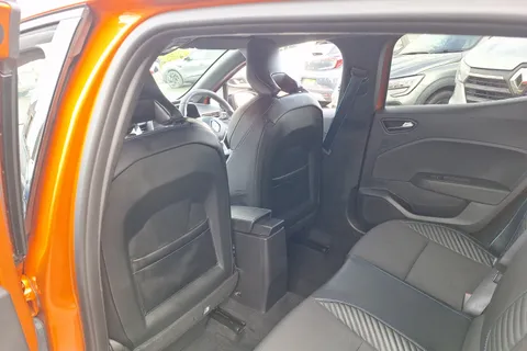 BG73CVR Renault Clio 1.6 E-TECH full hybrid 145 Esprit Alpine 5dr Auto Thumbnail #31