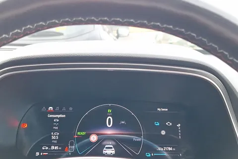 11 of 40 for Renault ARKANA 1.6 E-TECH Hybrid 145 R.S. Line 5dr Auto