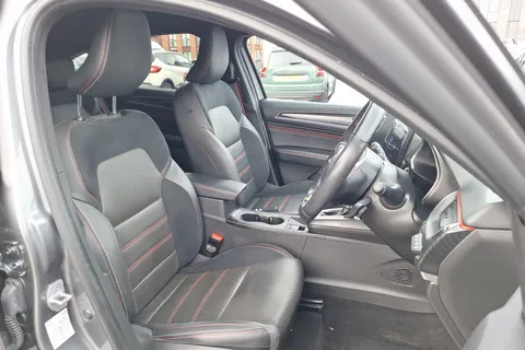 29 of 40 for Renault ARKANA 1.6 E-TECH Hybrid 145 R.S. Line 5dr Auto