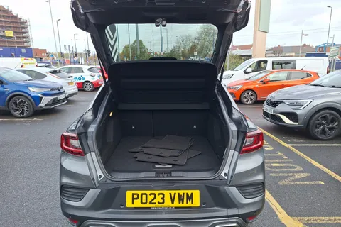 19 of 40 for Renault ARKANA 1.6 E-TECH Hybrid 145 R.S. Line 5dr Auto