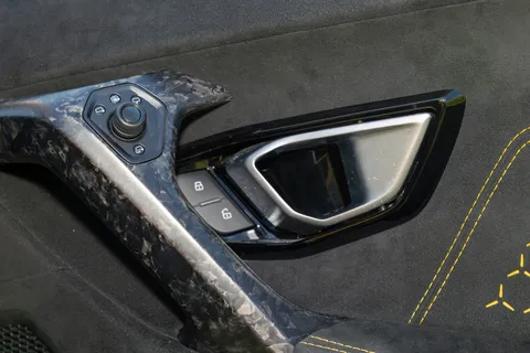 V333AJS Lamborghini Huracan LP 640-4 Performante 2dr LDF Thumbnail #37