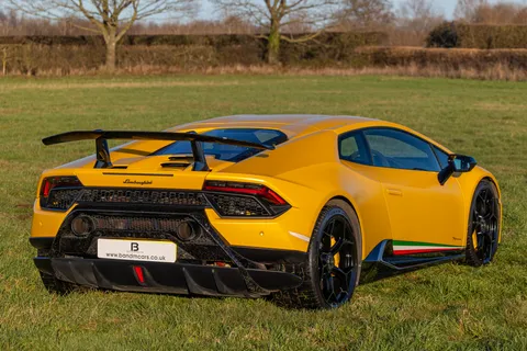 V333AJS Lamborghini Huracan LP 640-4 Performante 2dr LDF Thumbnail #11
