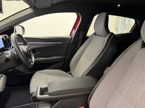 DL73WXU Renault Megane E-Tech EV60 160kW Techno 60kWh Optimum Charge 5dr Auto Thumbnail #13