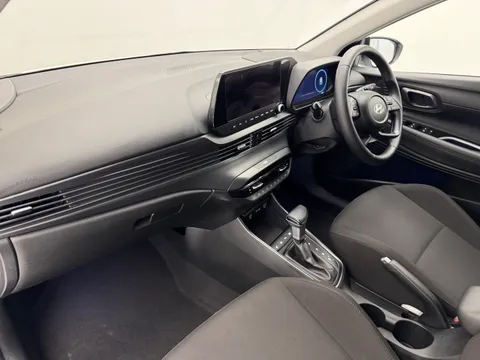 EA25YXK Hyundai i20 1.0T GDi Premium 5dr DCT Thumbnail #12