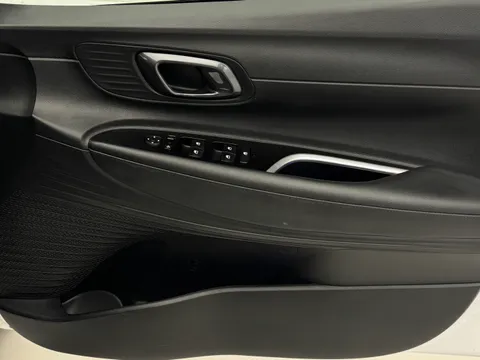 EA25YXK Hyundai i20 1.0T GDi Premium 5dr DCT Thumbnail #17