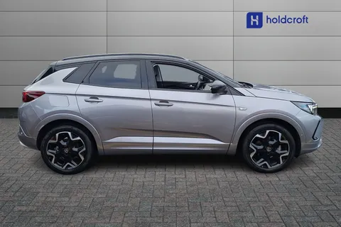 FG73AHL Vauxhall Grandland 1.2 Turbo Ultimate 5dr Auto Thumbnail #6