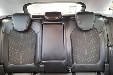 FG73AHL Vauxhall Grandland 1.2 Turbo Ultimate 5dr Auto Thumbnail #11