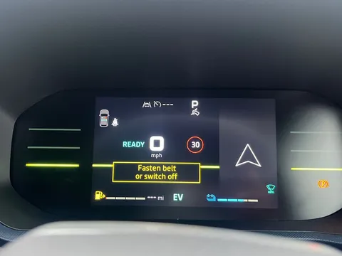 DL75UMS Dacia Duster 1.6 Hybrid 140 Journey 5dr Auto Thumbnail #12