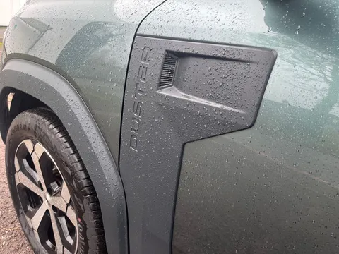 DL75UMS Dacia Duster 1.6 Hybrid 140 Journey 5dr Auto Thumbnail #20