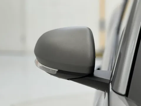 DL75UOU Dacia Duster 1.6 Hybrid 140 Journey 5dr Auto Thumbnail #27