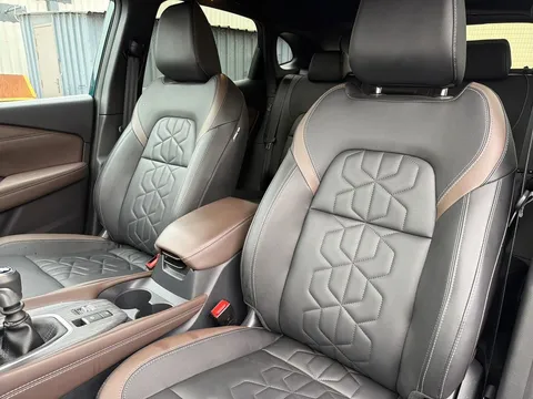 OE74SJU Nissan Qashqai 1.3 DiG-T MH Tekna 5dr Thumbnail #17