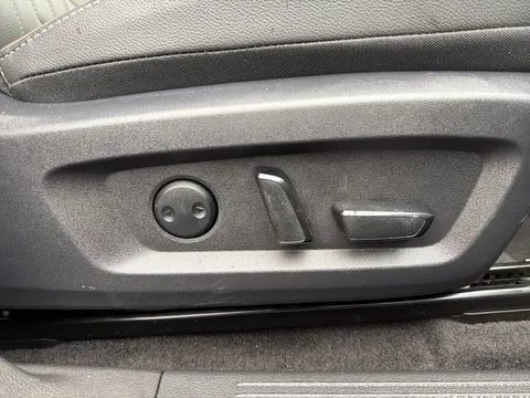 OE74SJU Nissan Qashqai 1.3 DiG-T MH Tekna 5dr Thumbnail #24