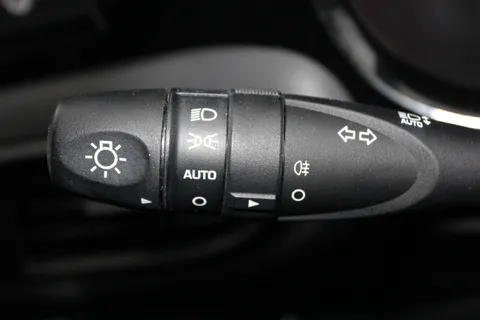 DG22LVV Hyundai i10 1.0 MPi SE Connect 5dr Thumbnail #24