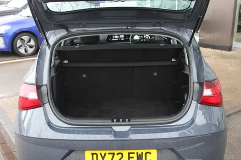 DY72EWC Hyundai i20 1.0T GDi 48V MHD SE Connect 5dr Thumbnail #8