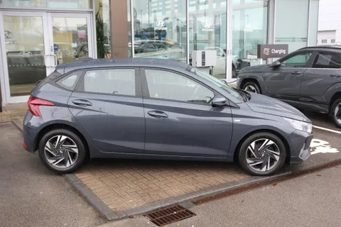 DY72EWC Hyundai i20 1.0T GDi 48V MHD SE Connect 5dr Thumbnail #5
