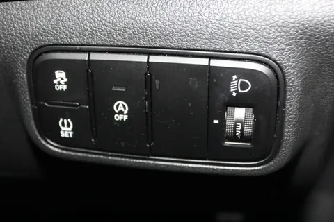 DY72EWC Hyundai i20 1.0T GDi 48V MHD SE Connect 5dr Thumbnail #19