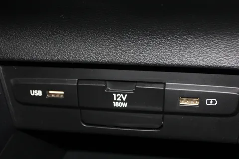 DY72EWC Hyundai i20 1.0T GDi 48V MHD SE Connect 5dr Thumbnail #26