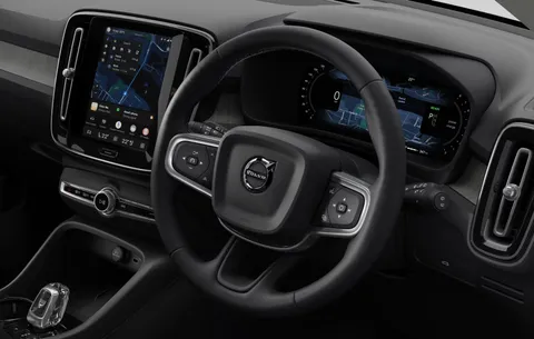  Volvo XC40 B3P ULTRA Thumbnail #4