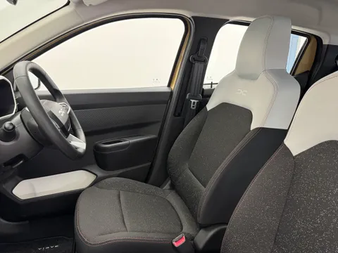 BP75RDY Dacia Spring 27kWh Expression 45 33kW 5dr Auto Thumbnail #12