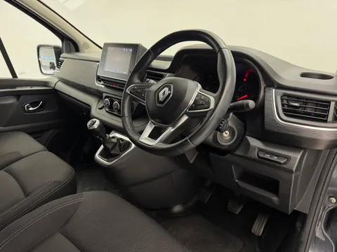 DL73UPA Renault Trafic LL30 Blue dCi 150 Extra Van Thumbnail #16