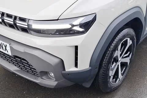 DL75UNX Dacia Duster 1.6 Hybrid 140 Journey 5dr Auto Thumbnail #15