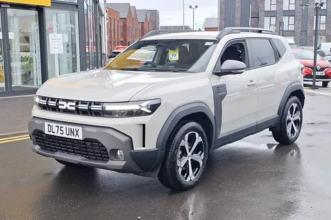 DL75UNX Dacia Duster 1.6 Hybrid 140 Journey 5dr Auto Thumbnail #16
