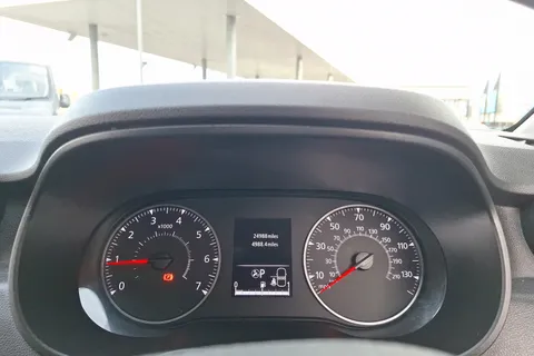 BN23YBB Dacia Duster 1.3 TCe 150 Expression 5dr EDC Thumbnail #12