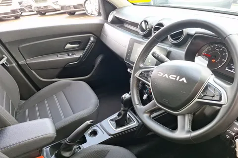 BN23YBB Dacia Duster 1.3 TCe 150 Expression 5dr EDC Thumbnail #13