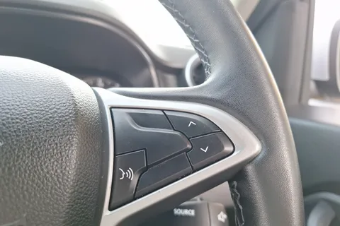 BN23YBB Dacia Duster 1.3 TCe 150 Expression 5dr EDC Thumbnail #36