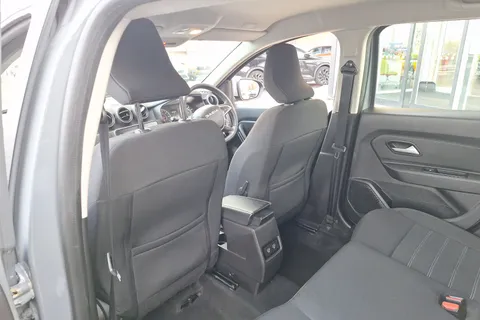 BN23YBB Dacia Duster 1.3 TCe 150 Expression 5dr EDC Thumbnail #30