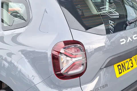 BN23YBB Dacia Duster 1.3 TCe 150 Expression 5dr EDC Thumbnail #16
