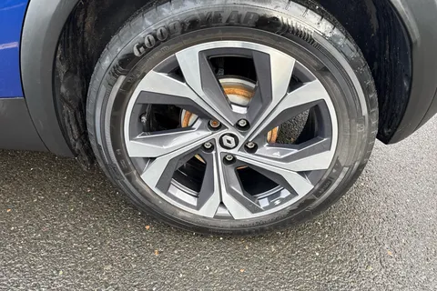 BN22YLR Renault Captur 1.3 Mild hybrid 140 R.S. Line 5dr Thumbnail #22