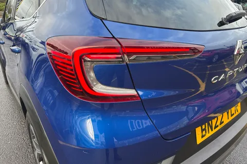 BN22YLR Renault Captur 1.3 Mild hybrid 140 R.S. Line 5dr Thumbnail #26