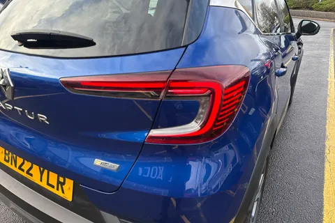 BN22YLR Renault Captur 1.3 Mild hybrid 140 R.S. Line 5dr Thumbnail #27