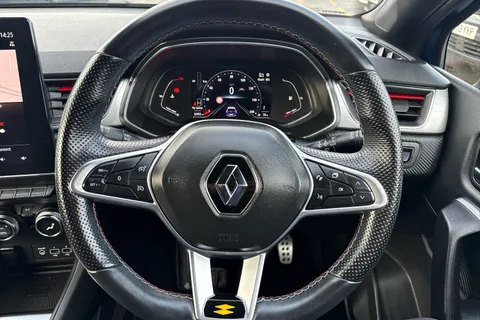 BN22YLR Renault Captur 1.3 Mild hybrid 140 R.S. Line 5dr Thumbnail #31