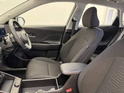 CV73PFE Hyundai Kona 1.0T Advance 5dr DCT Thumbnail #18