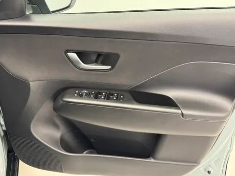 CV73PFE Hyundai Kona 1.0T Advance 5dr DCT Thumbnail #21