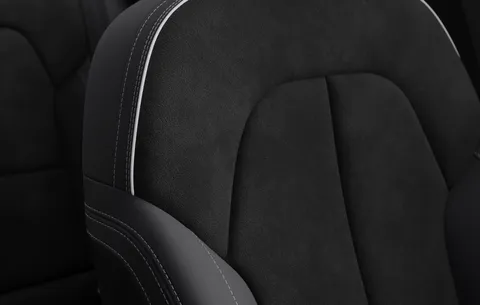  Volvo XC40 B3P PLUS Thumbnail #6