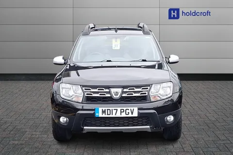 MD17PGV Dacia Duster 1.5 dCi 110 Laureate 5dr Thumbnail #8