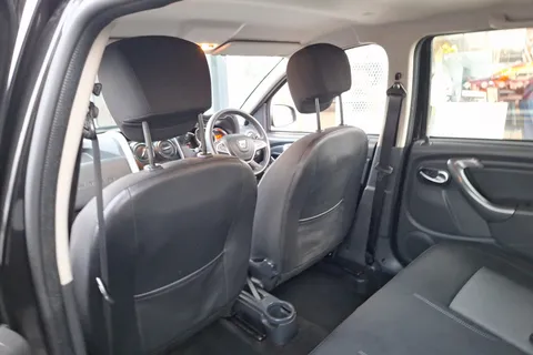 MD17PGV Dacia Duster 1.5 dCi 110 Laureate 5dr Thumbnail #31