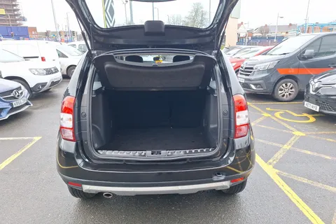 MD17PGV Dacia Duster 1.5 dCi 110 Laureate 5dr Thumbnail #20