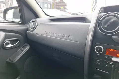 MD17PGV Dacia Duster 1.5 dCi 110 Laureate 5dr Thumbnail #39