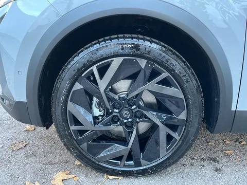 HS74EYM Renault Symbioz 1.6 E-Tech FHEV 145 Iconic Esprit Alpine 5dr Auto Thumbnail #4