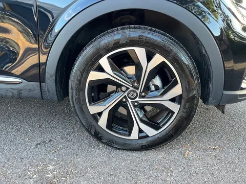 BN74RWW Renault ARKANA 1.6 E-Tech FHEV 145 Techno 5dr Auto Thumbnail #4