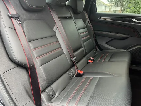 BG22KWT Renault ARKANA 1.6 E-TECH Hybrid 145 R.S. Line 5dr Auto Thumbnail #9