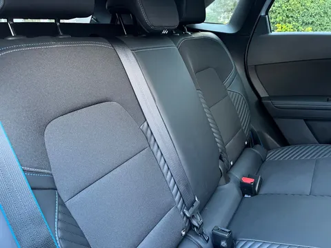 HS74EYM Renault Symbioz 1.6 E-Tech FHEV 145 Iconic Esprit Alpine 5dr Auto Thumbnail #9